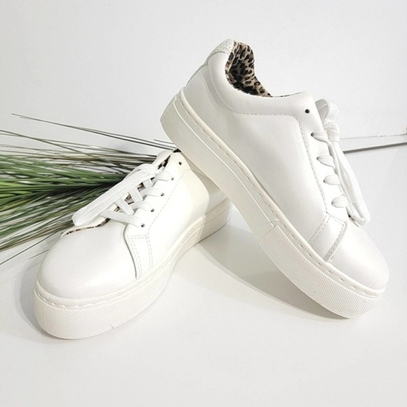 Qupid Shoes - White Faux Leather Sneakers